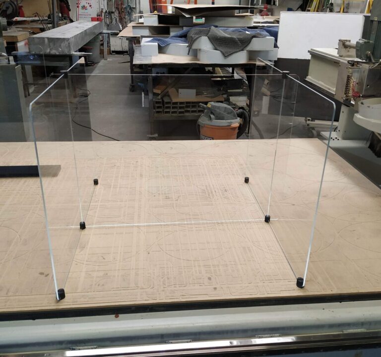 روش چسباندن پلکسی گلاس